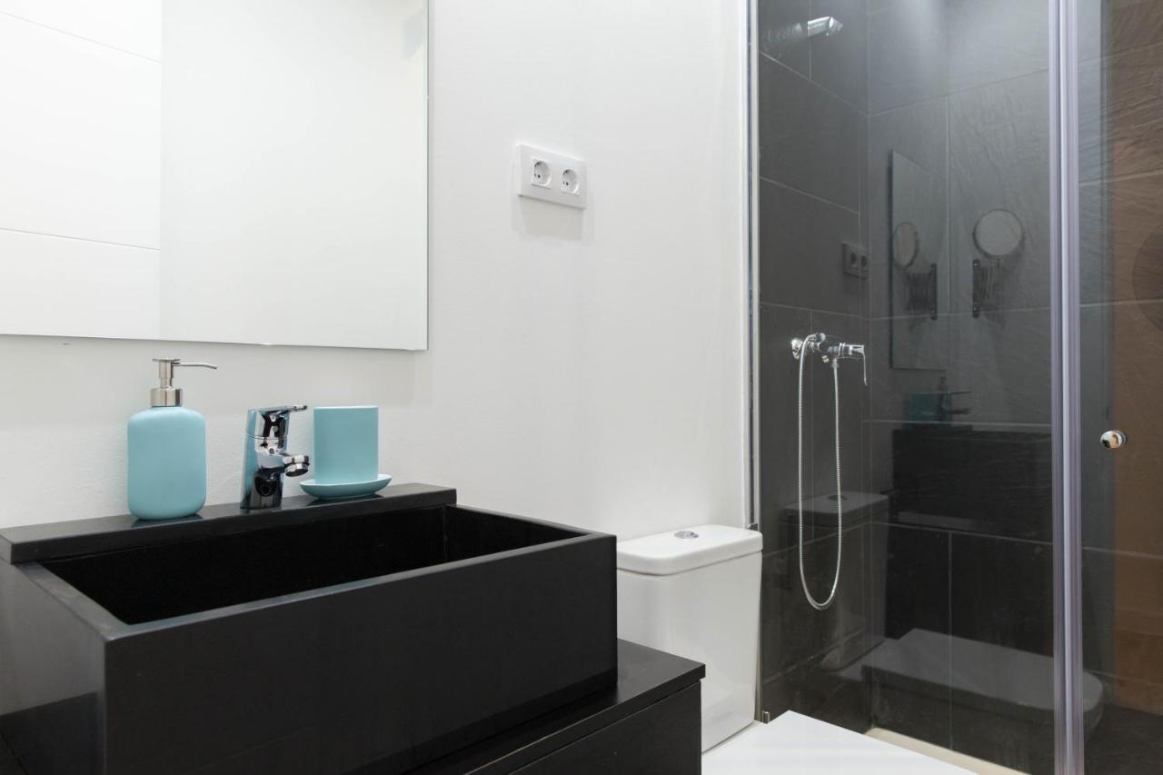 For You Rentals New Design Apartment Temporal Puerta Del Sol Pre10C Madrid Eksteriør bilde