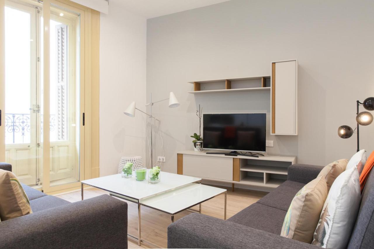 For You Rentals New Design Apartment Temporal Puerta Del Sol Pre10C Madrid Eksteriør bilde