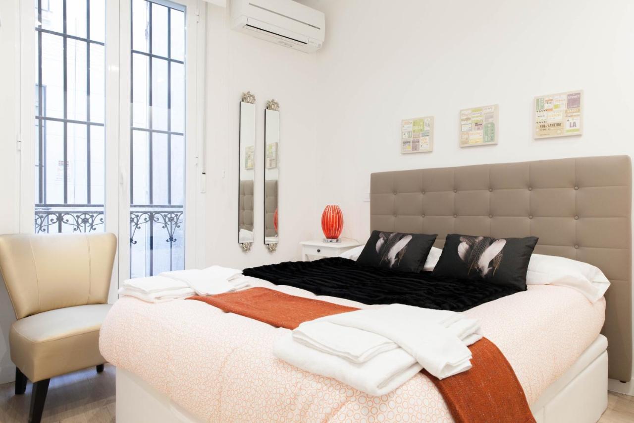 For You Rentals New Design Apartment Temporal Puerta Del Sol Pre10C Madrid Eksteriør bilde