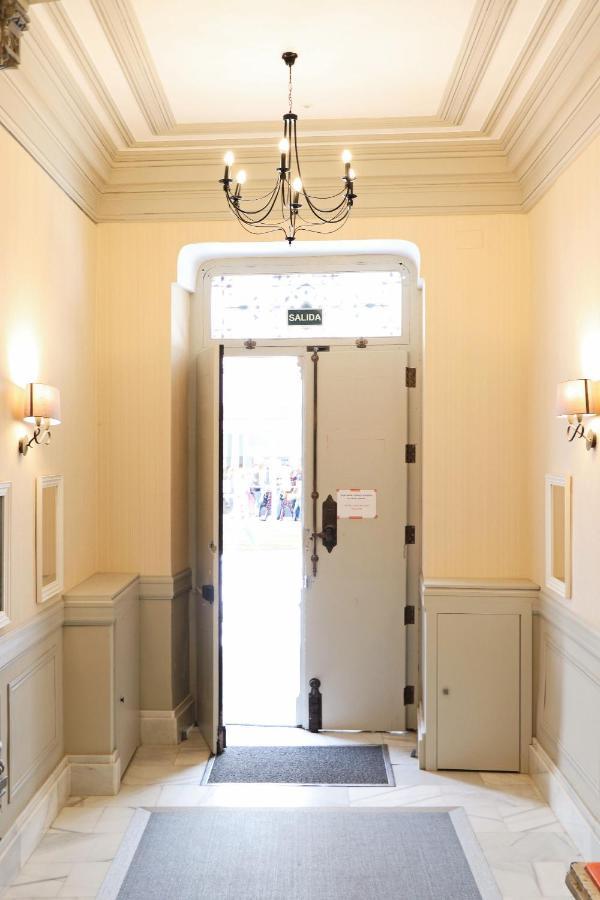 For You Rentals New Design Apartment Temporal Puerta Del Sol Pre10C Madrid Eksteriør bilde